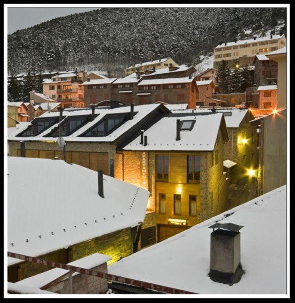 Hotel Roca Alp Exteriör bild